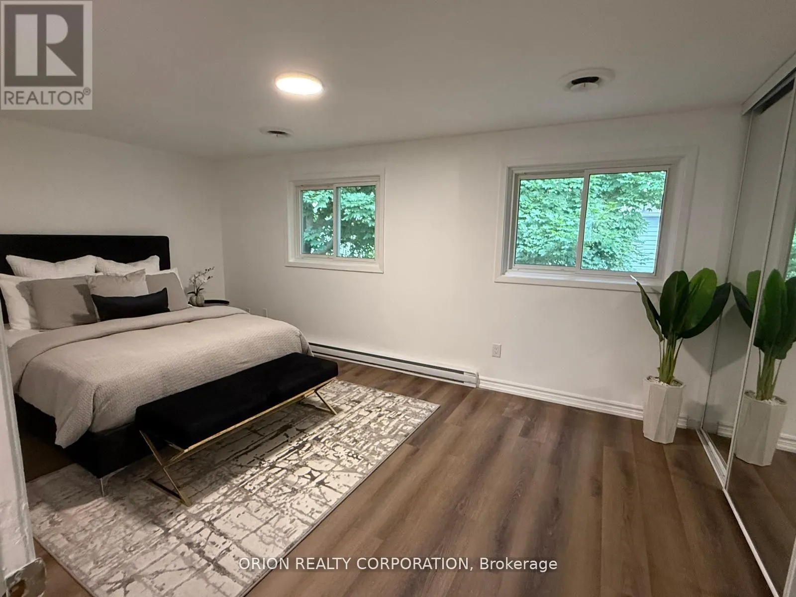 20 ANTIBES DRIVE
