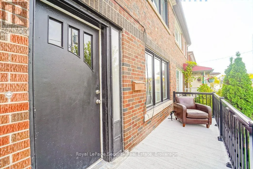 2169 DUFFERIN STREET
