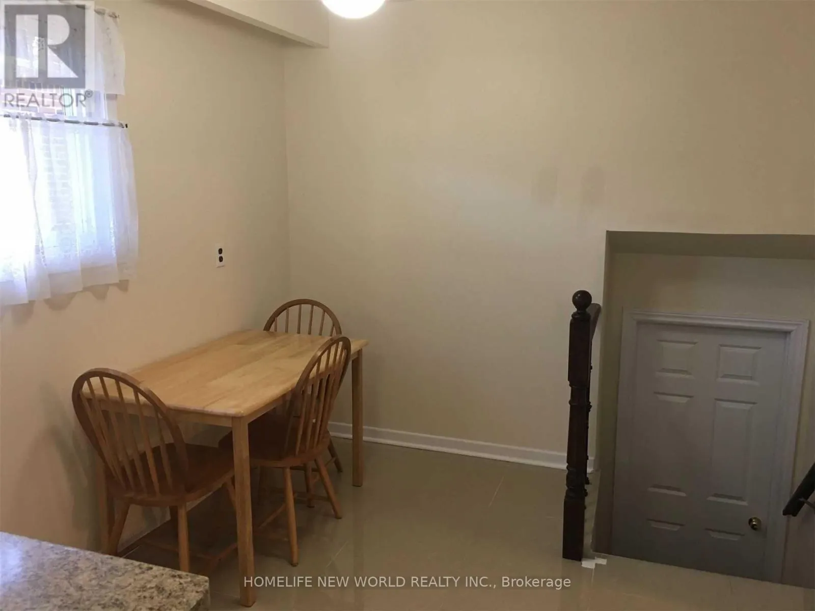 UPPER - 162 EDMONTON DRIVE