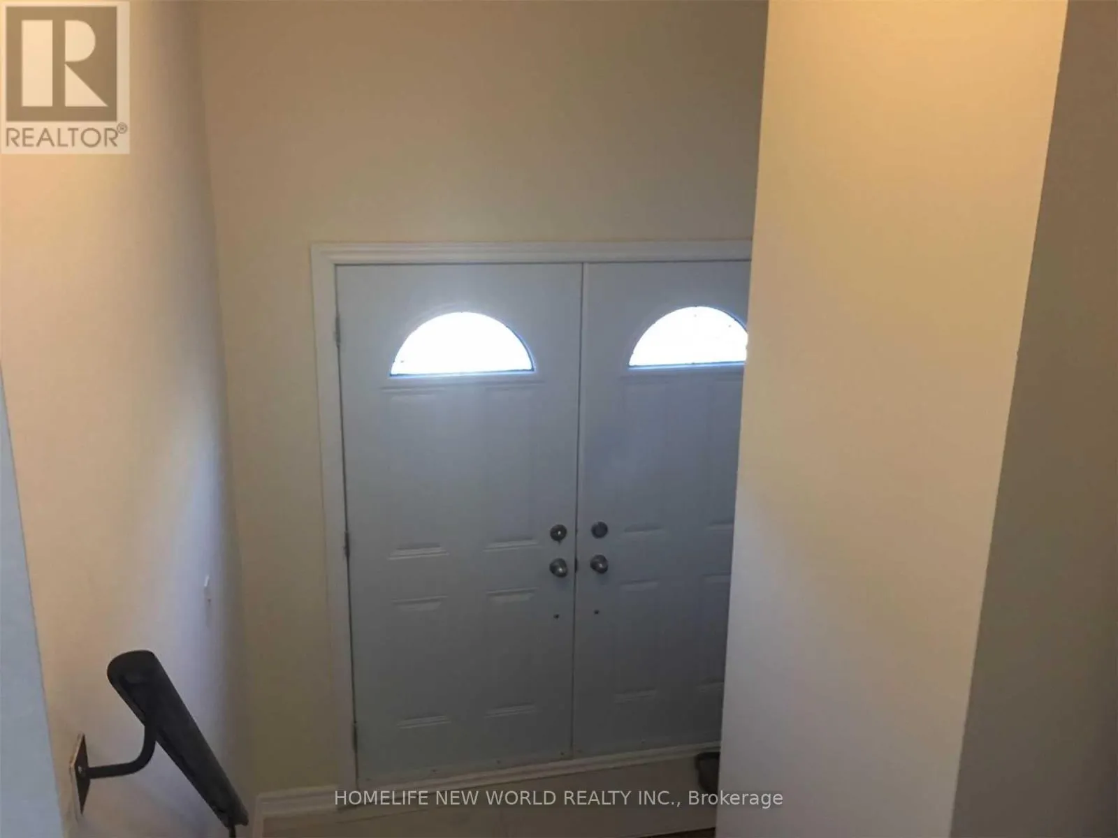 UPPER - 162 EDMONTON DRIVE