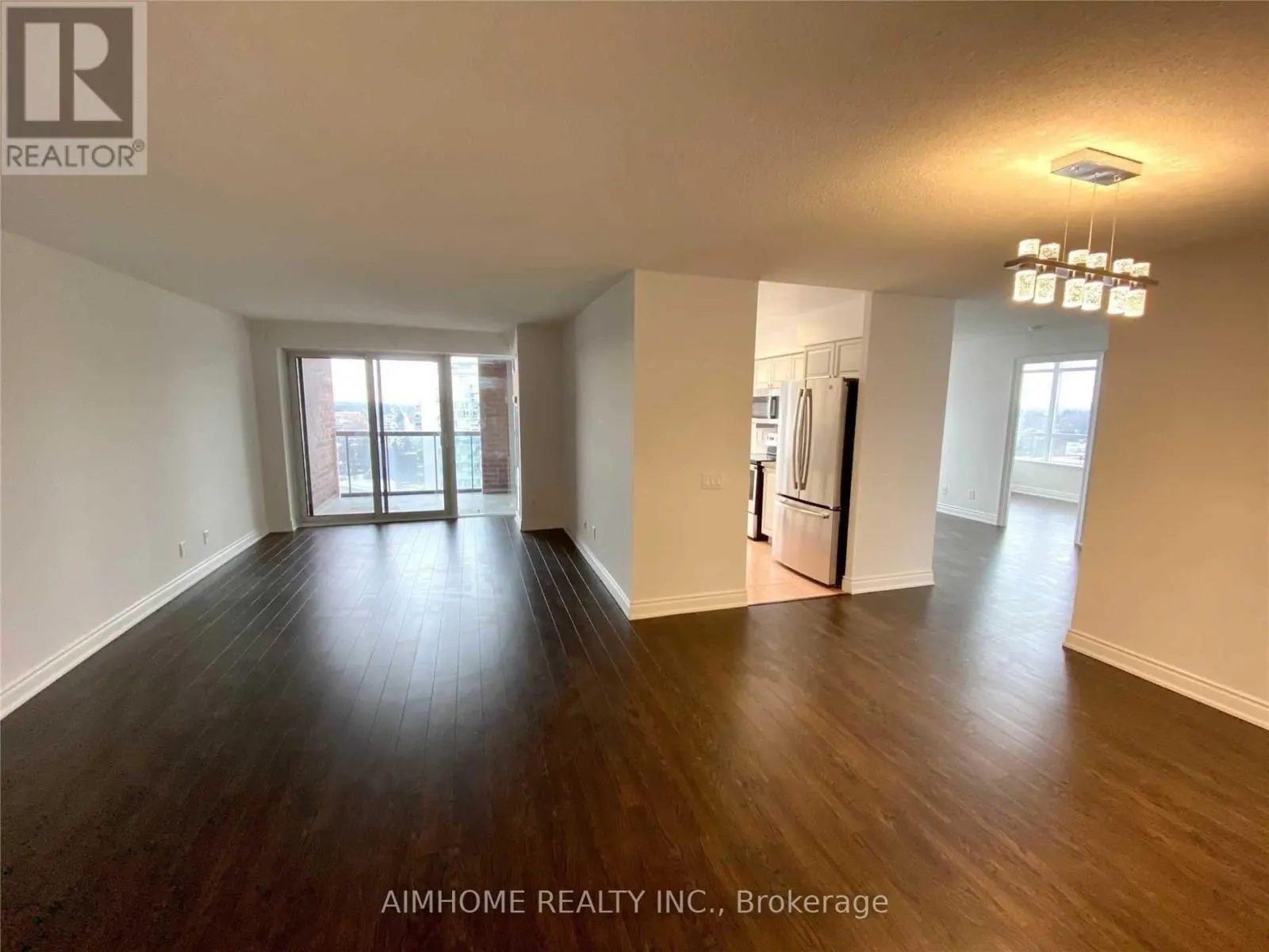 1507 - 8 MCKEE AVENUE