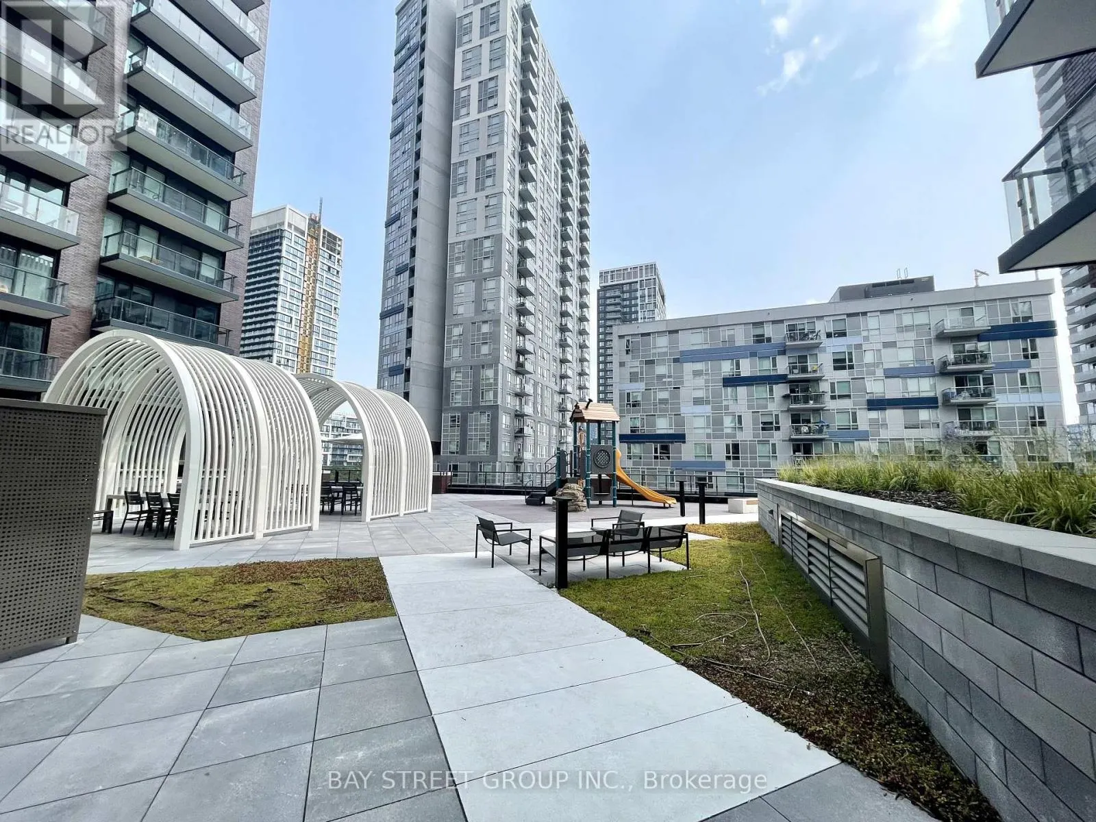 2905 - 130 RIVER STREET