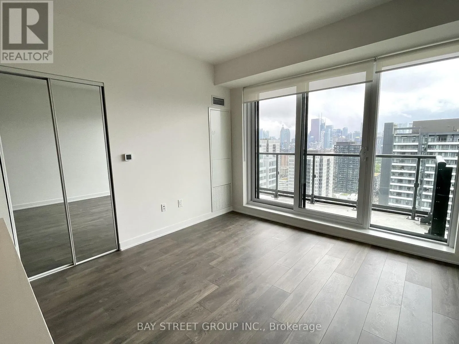2905 - 130 RIVER STREET