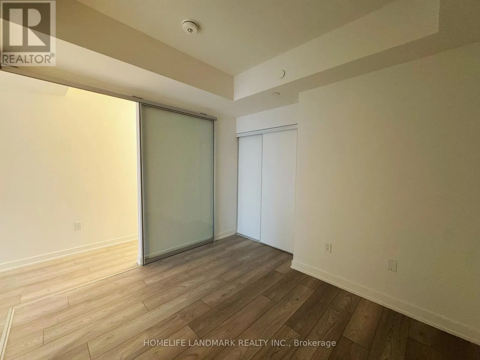 404 S - 110 BROADWAY AVENUE