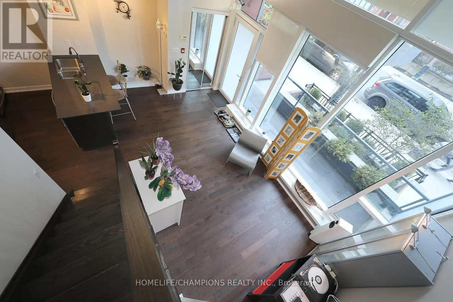 TH10 - 20 BRUYERES MEWS
