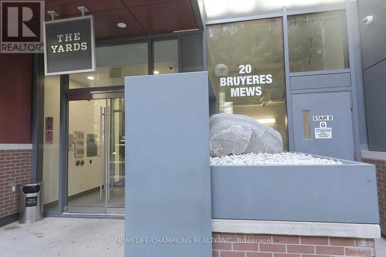 TH10 - 20 BRUYERES MEWS