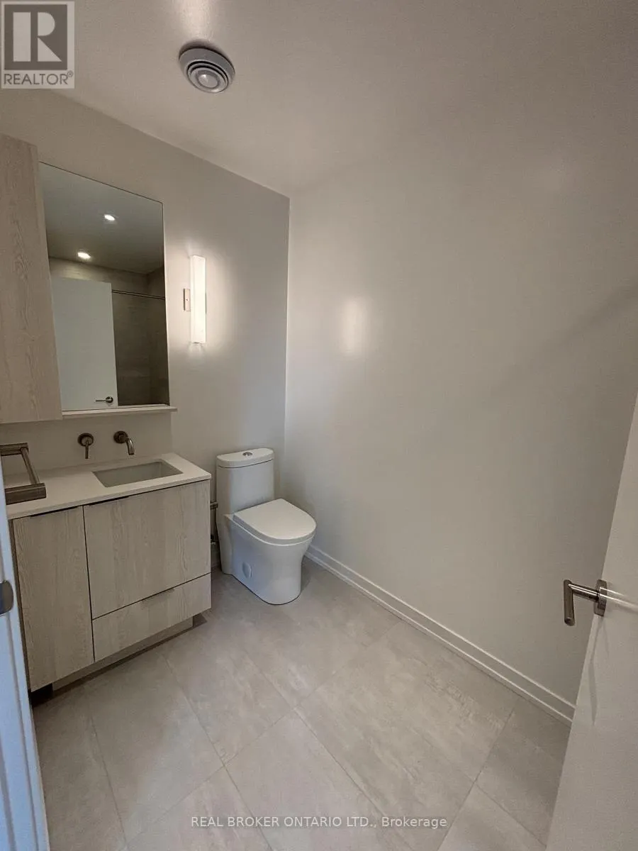 420S - 110 BROADWAY AVENUE