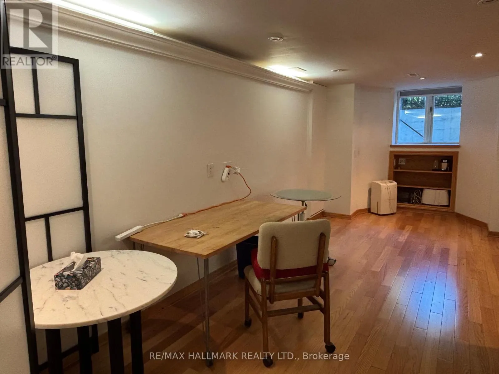 BSMT - 588 SPADINA AVENUE
