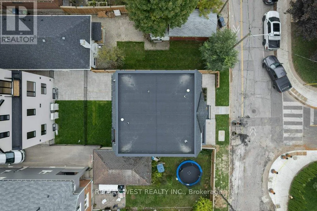 A - 661 WINONA DRIVE