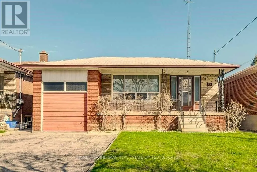 LOWER #A - 22 OTONABEE AVENUE