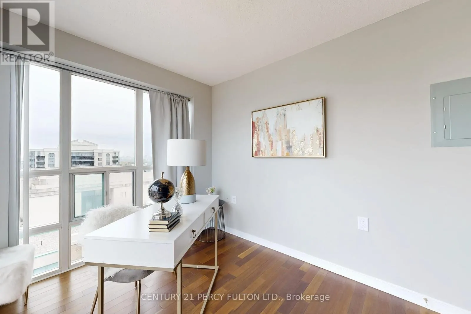 2606 - 22 OLIVE AVENUE