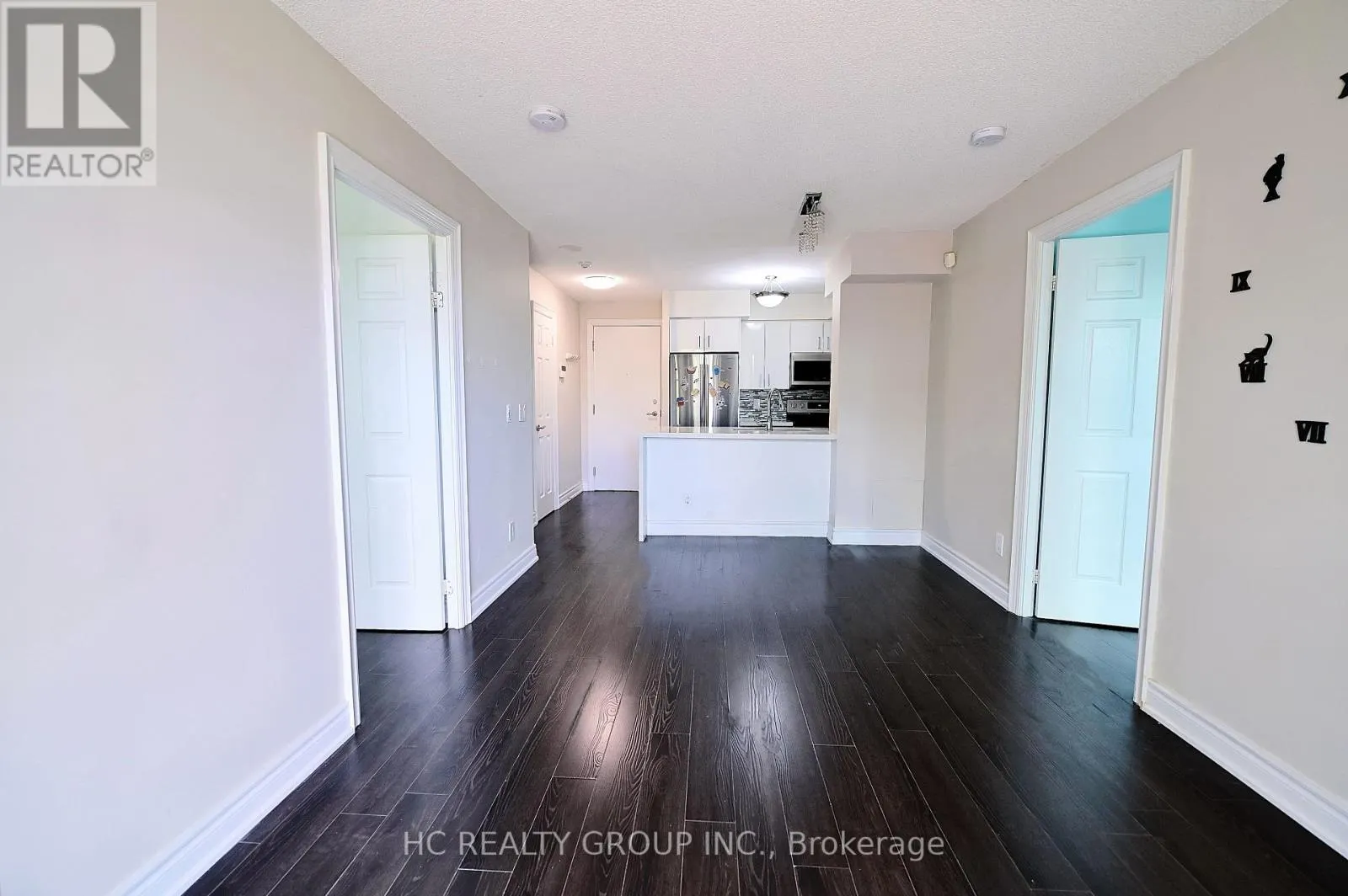 311 - 15 GREENVIEW AVENUE