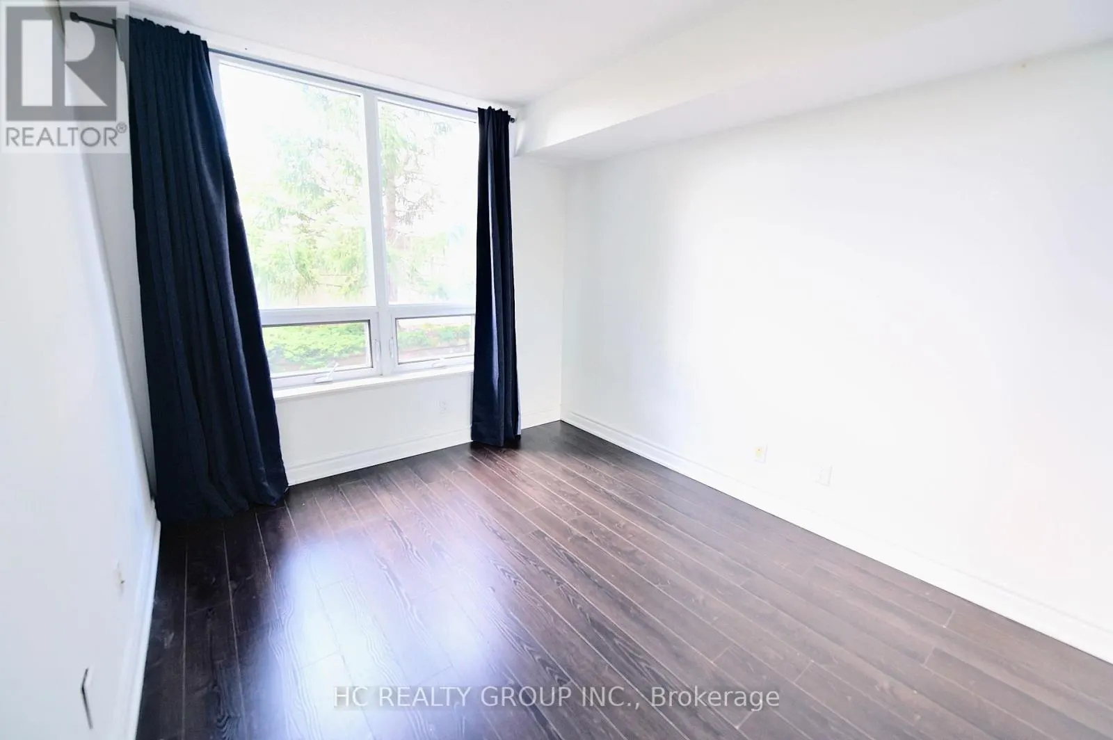 311 - 15 GREENVIEW AVENUE