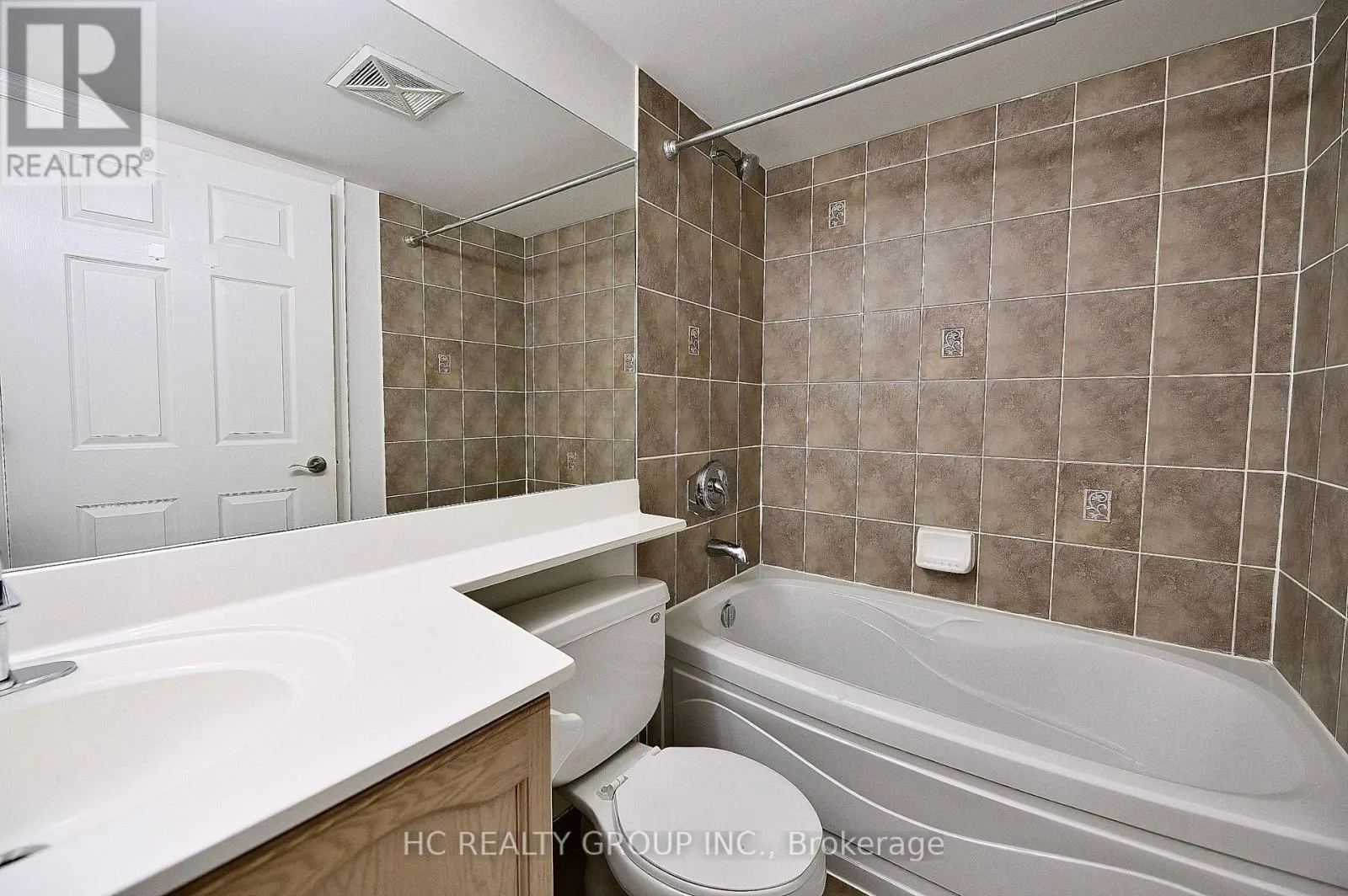 311 - 15 GREENVIEW AVENUE