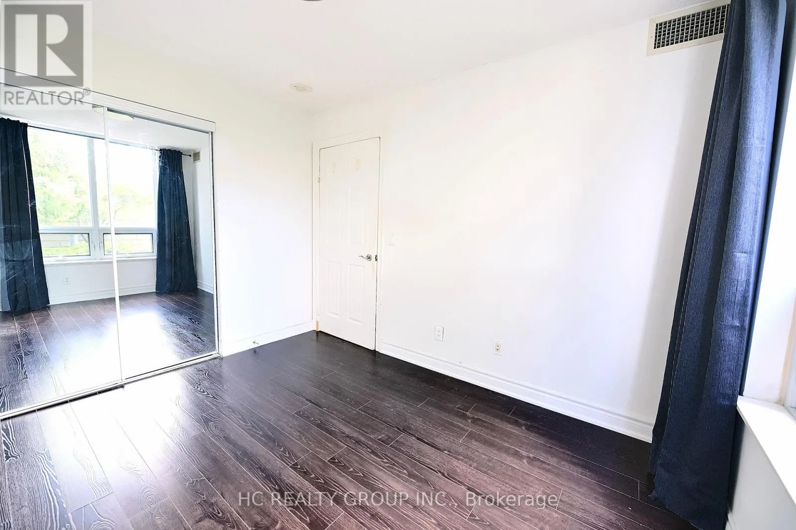 311 - 15 GREENVIEW AVENUE