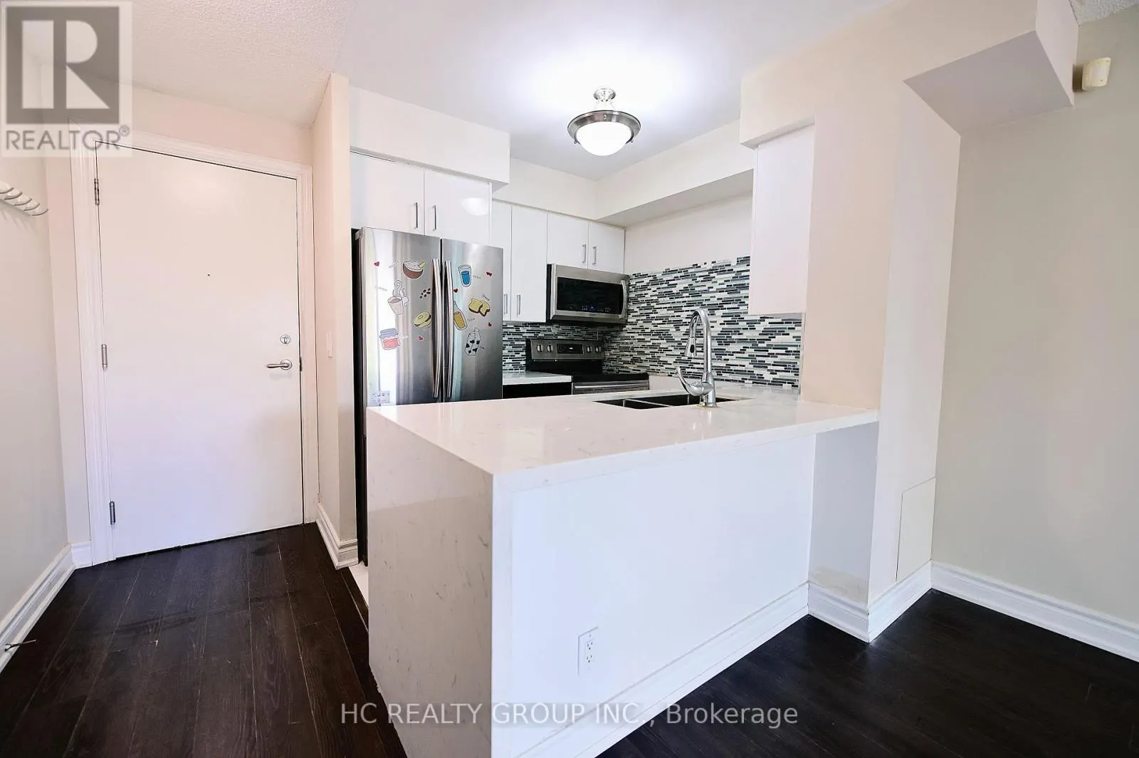 311 - 15 GREENVIEW AVENUE