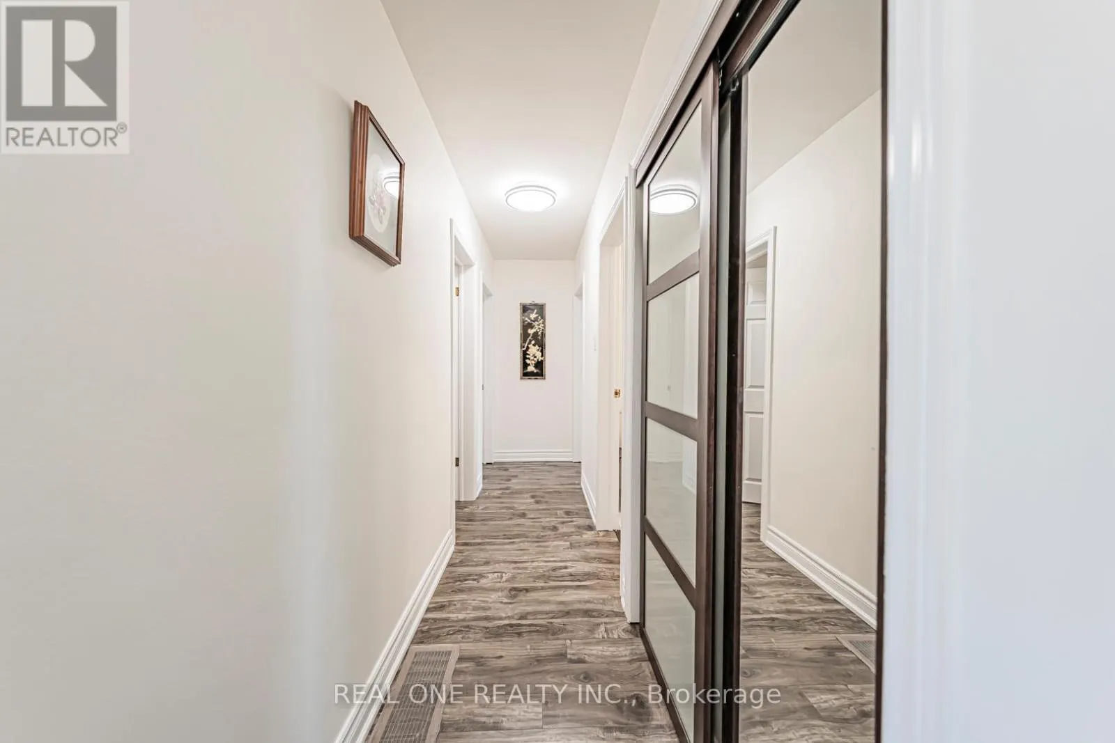 60 PAPERBIRCH DRIVE