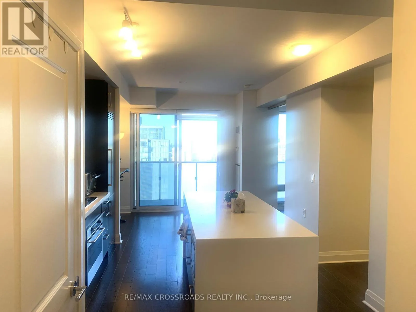 3611 - 1080 BAY STREET
