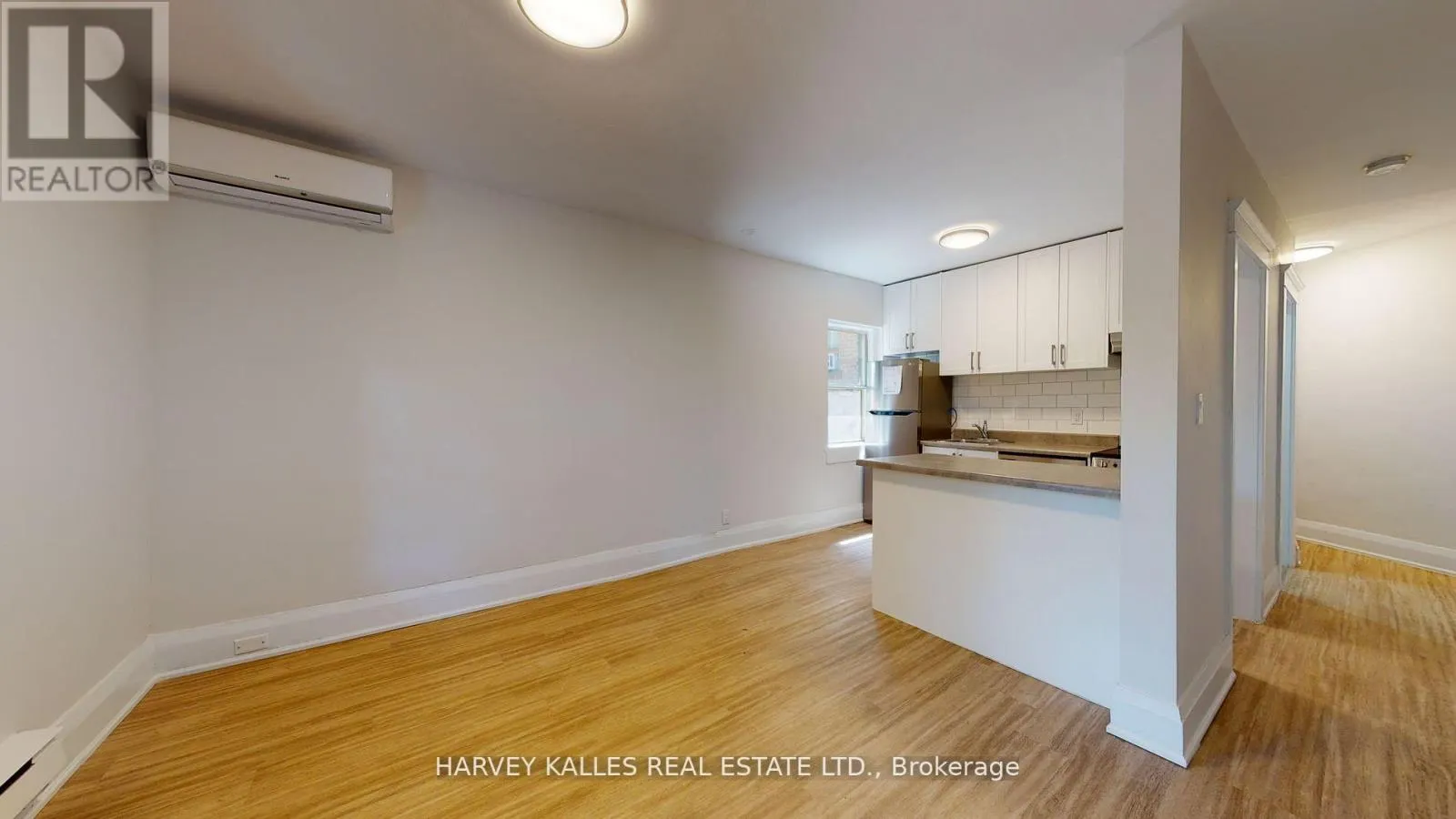 1 - 1065 BATHURST STREET