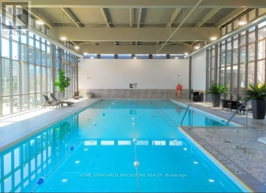 1116 - 11 BRUNEL COURT