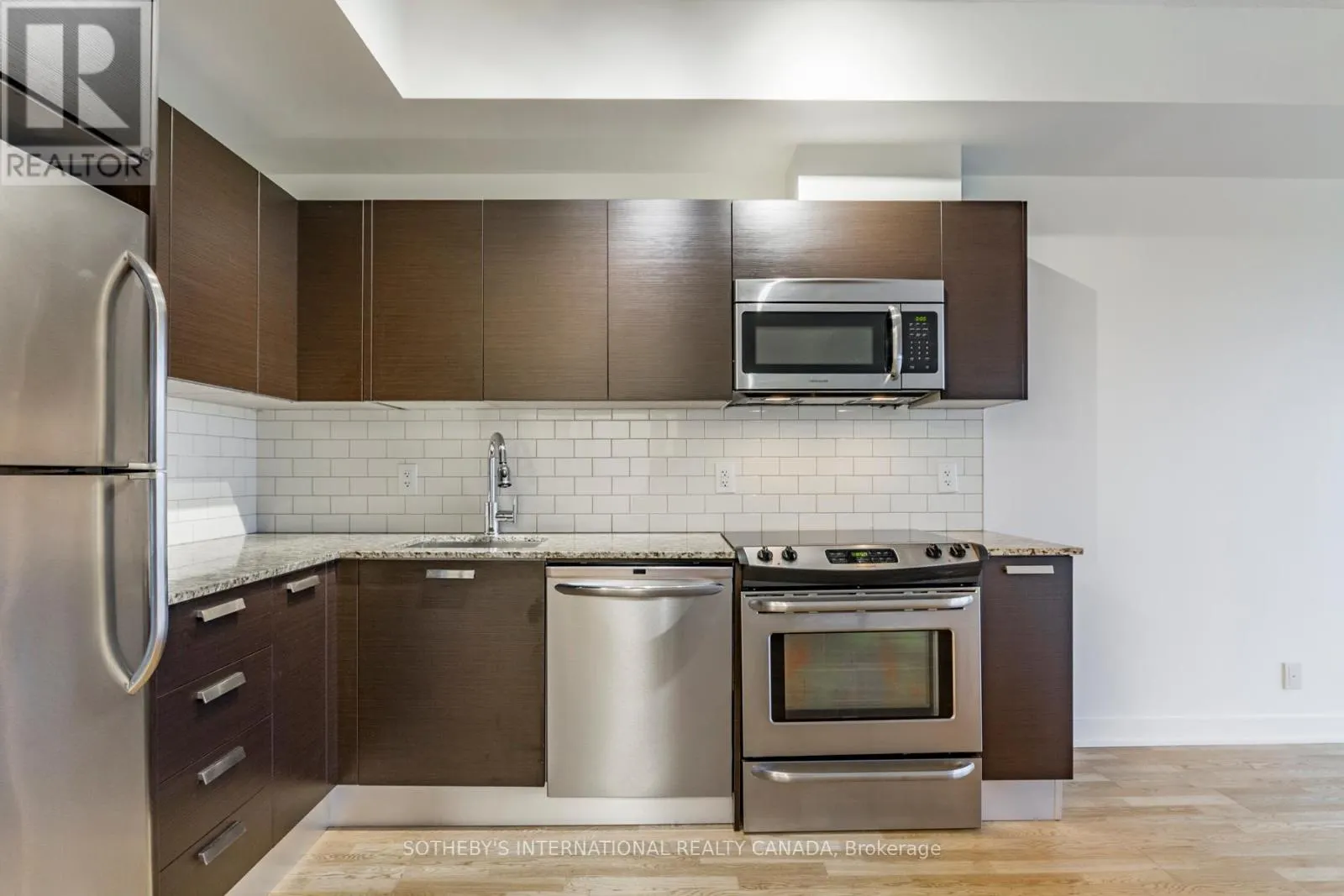 1103 - 1815 YONGE STREET