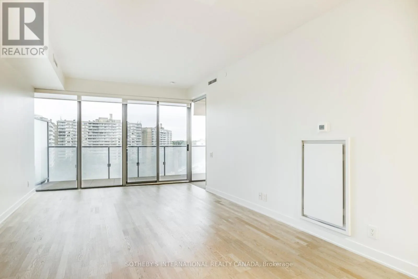 1103 - 1815 YONGE STREET