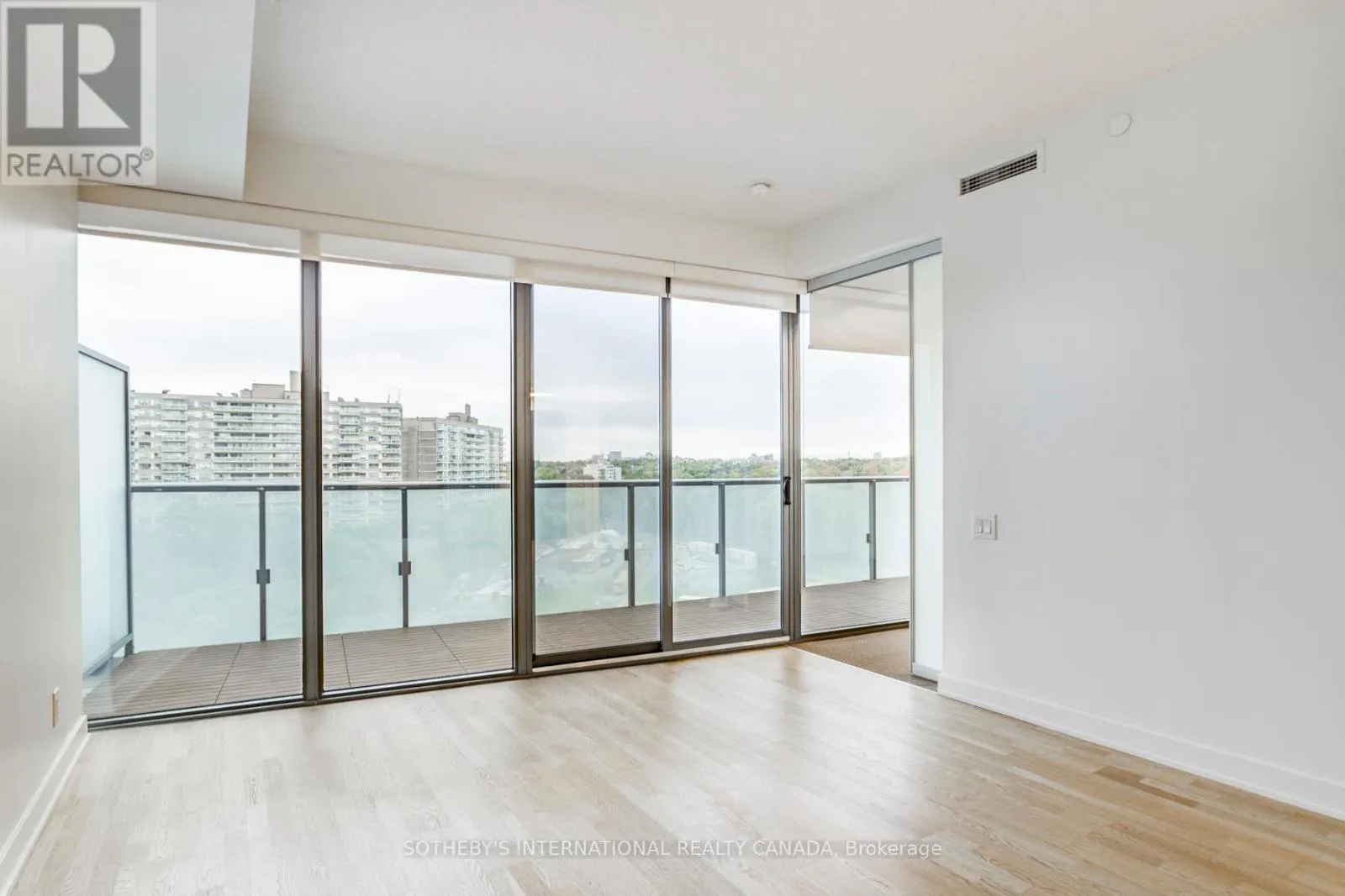 1103 - 1815 YONGE STREET