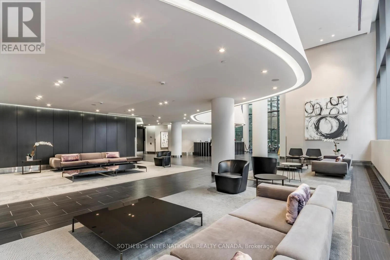 1103 - 1815 YONGE STREET