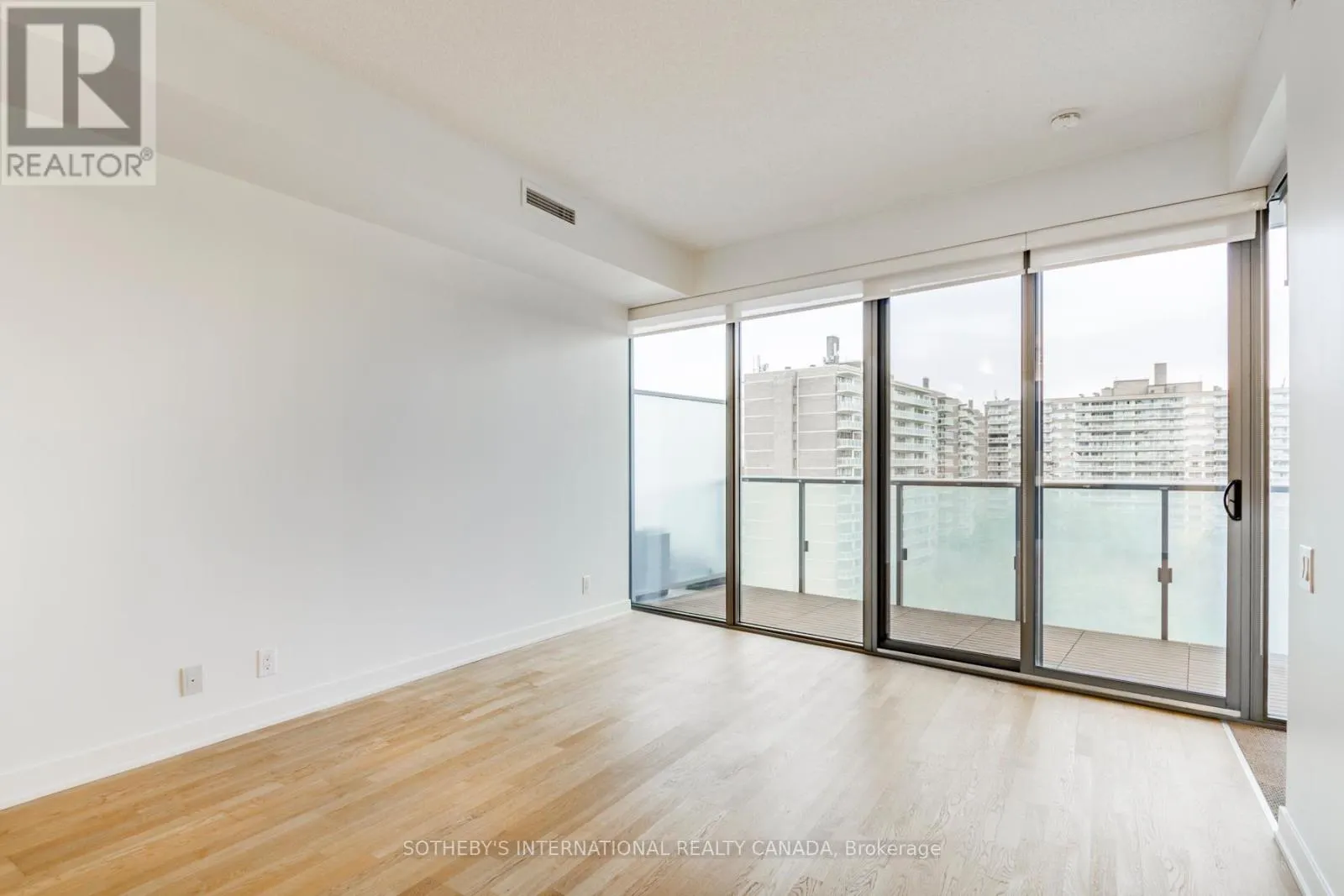 1103 - 1815 YONGE STREET