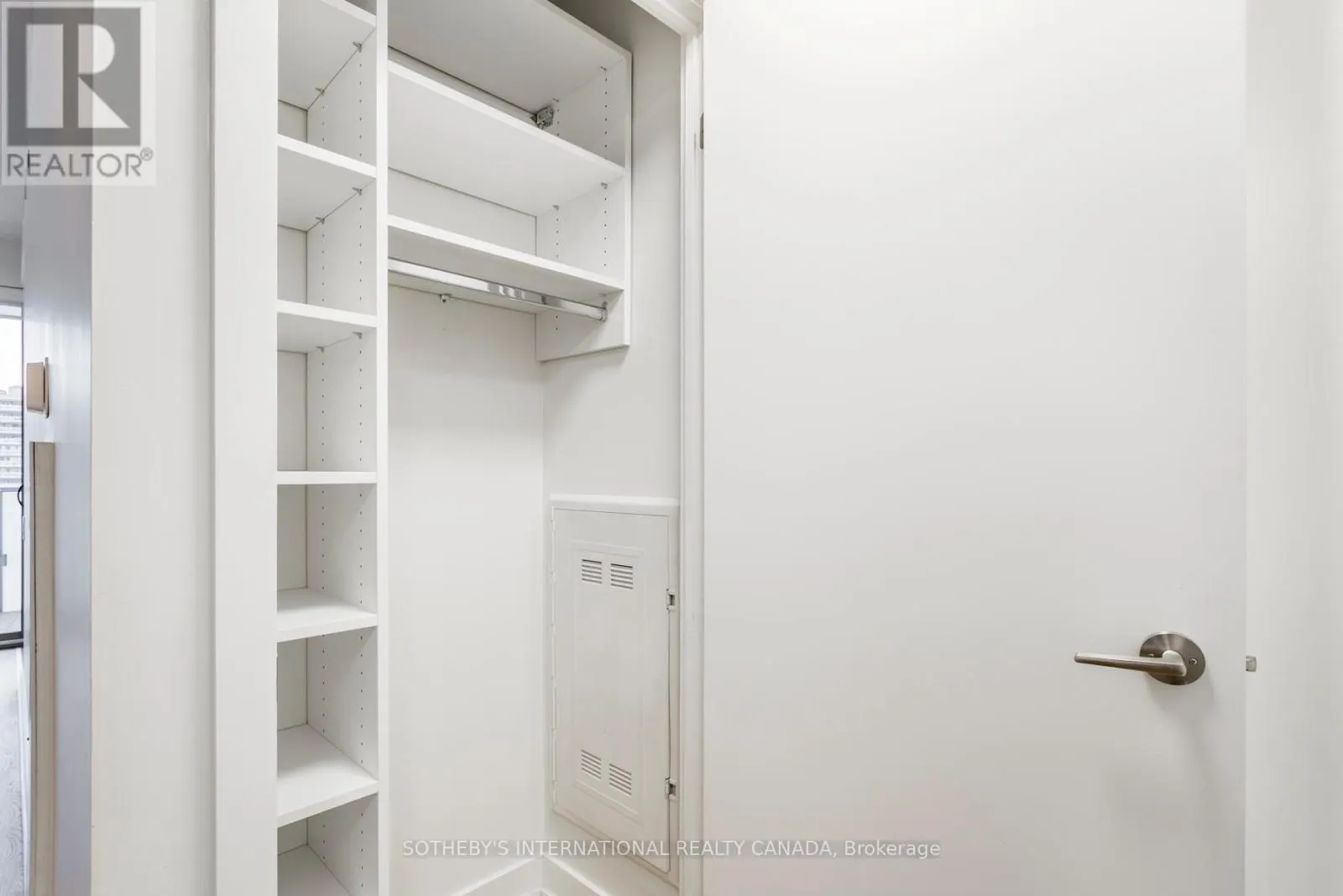 1103 - 1815 YONGE STREET