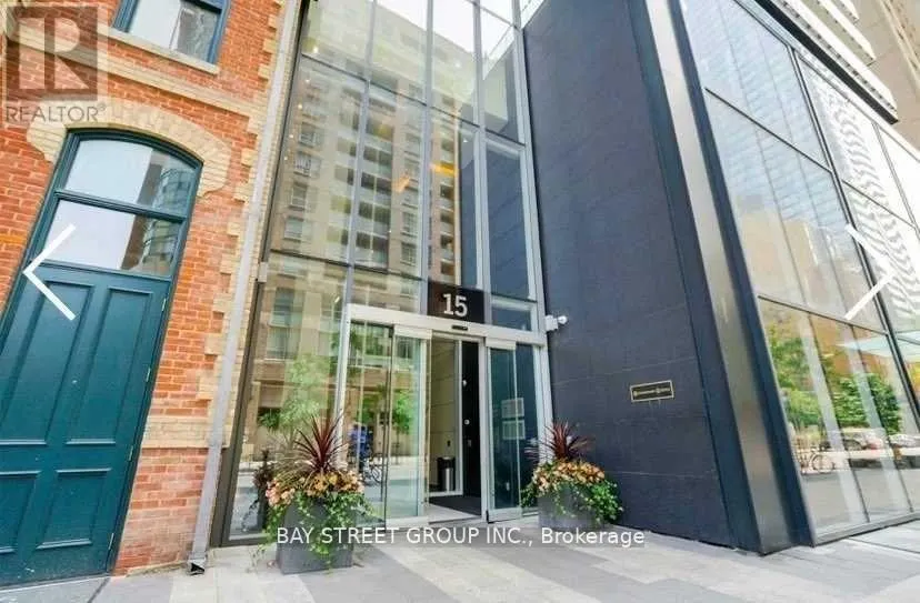 710 - 15 GRENVILLE STREET