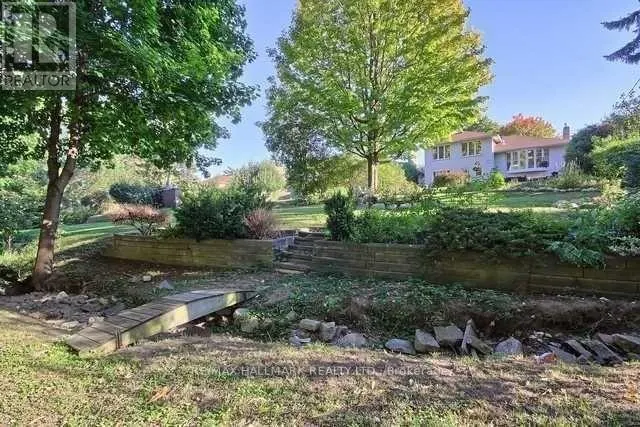 218 NORTHWOOD DRIVE