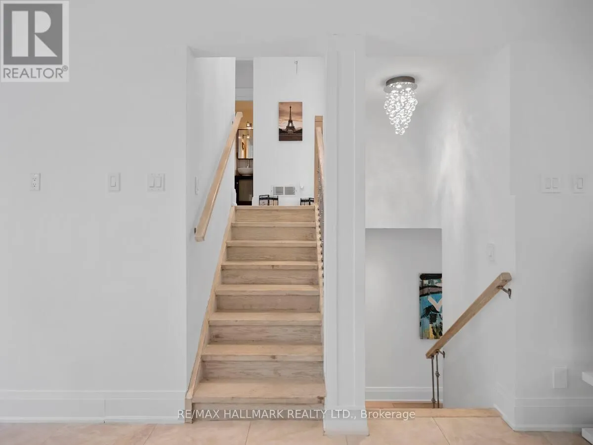 218 NORTHWOOD DRIVE