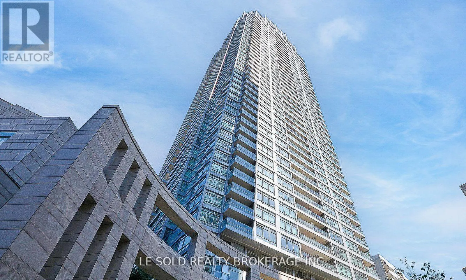 1502 RM - 2191 YONGE STREET