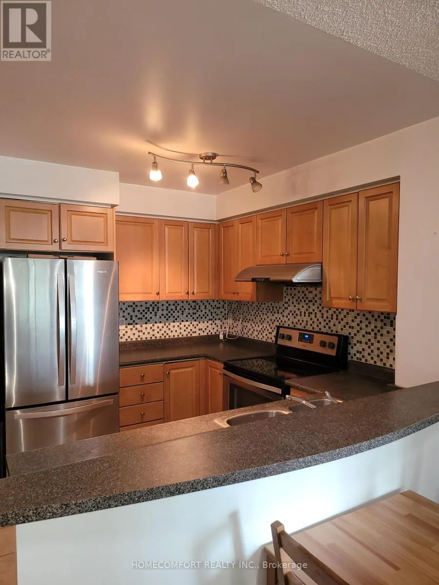 1107 - 7 LORRAINE DRIVE