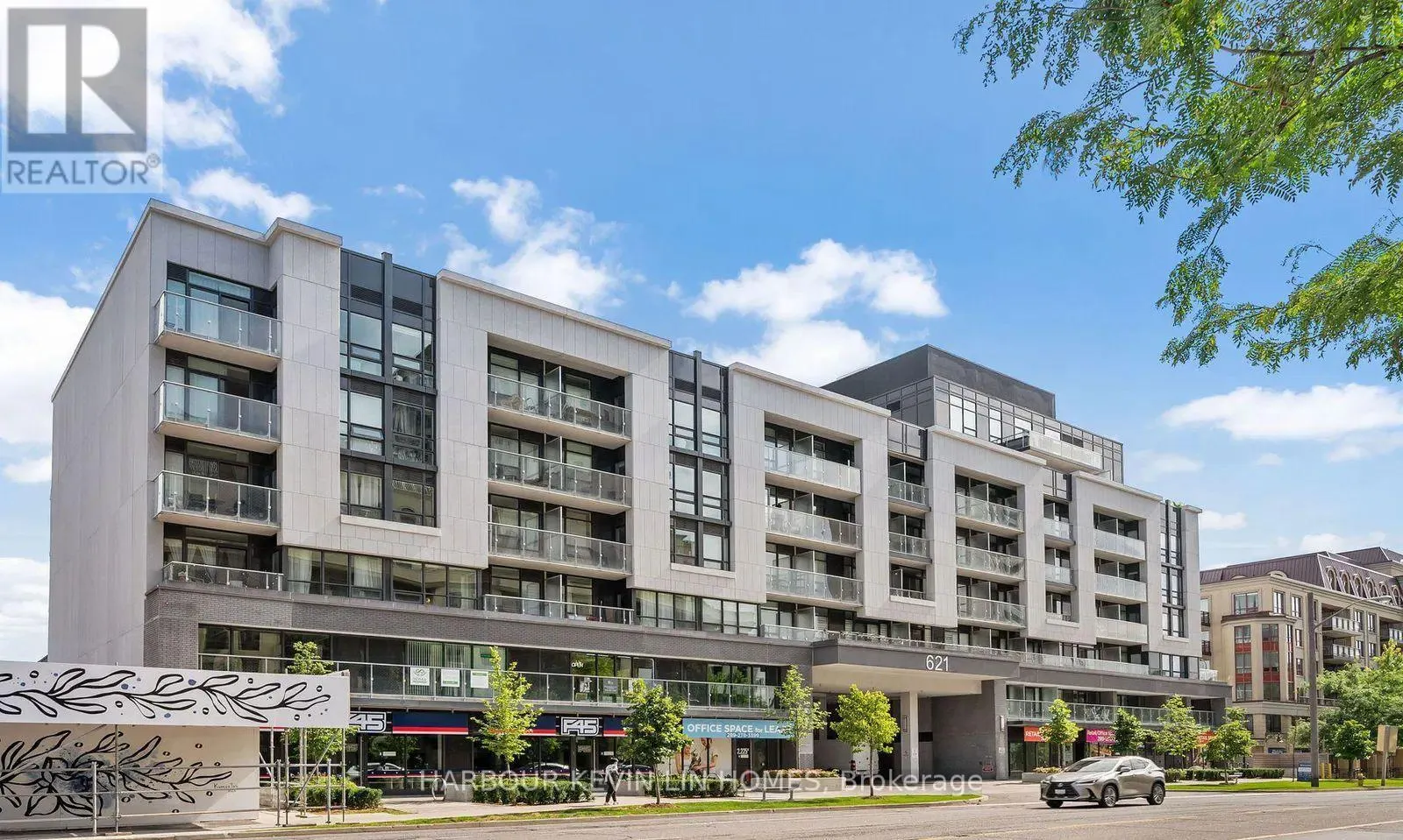 730 - 621 SHEPPARD AVENUE E