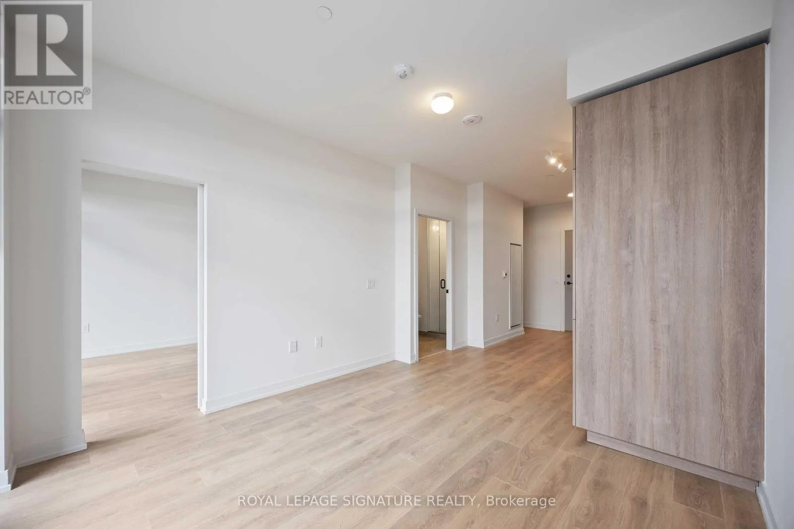 1505 - 181 STERLING ROAD