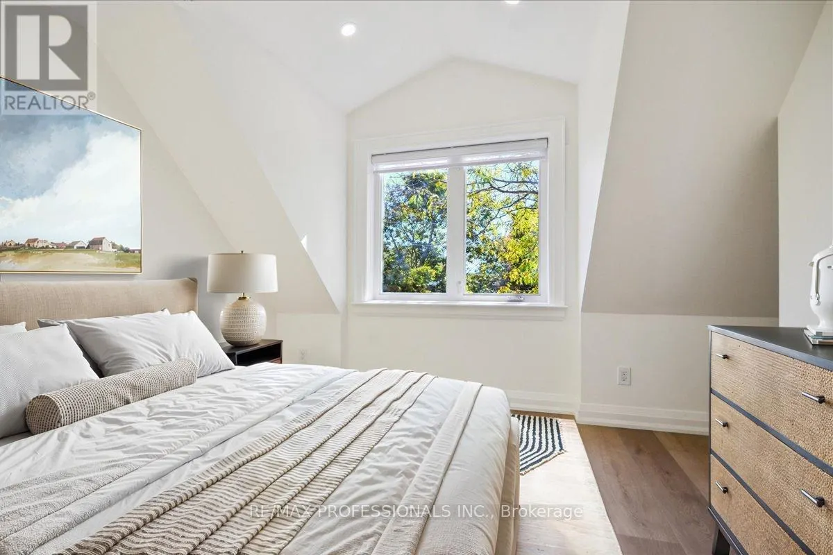 3RD FLOOR - 134 ARGYLE STREET