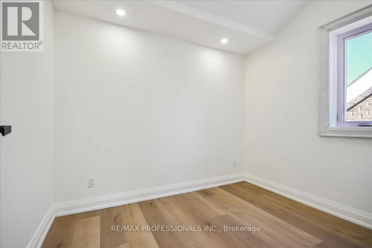 3RD FLOOR - 134 ARGYLE STREET