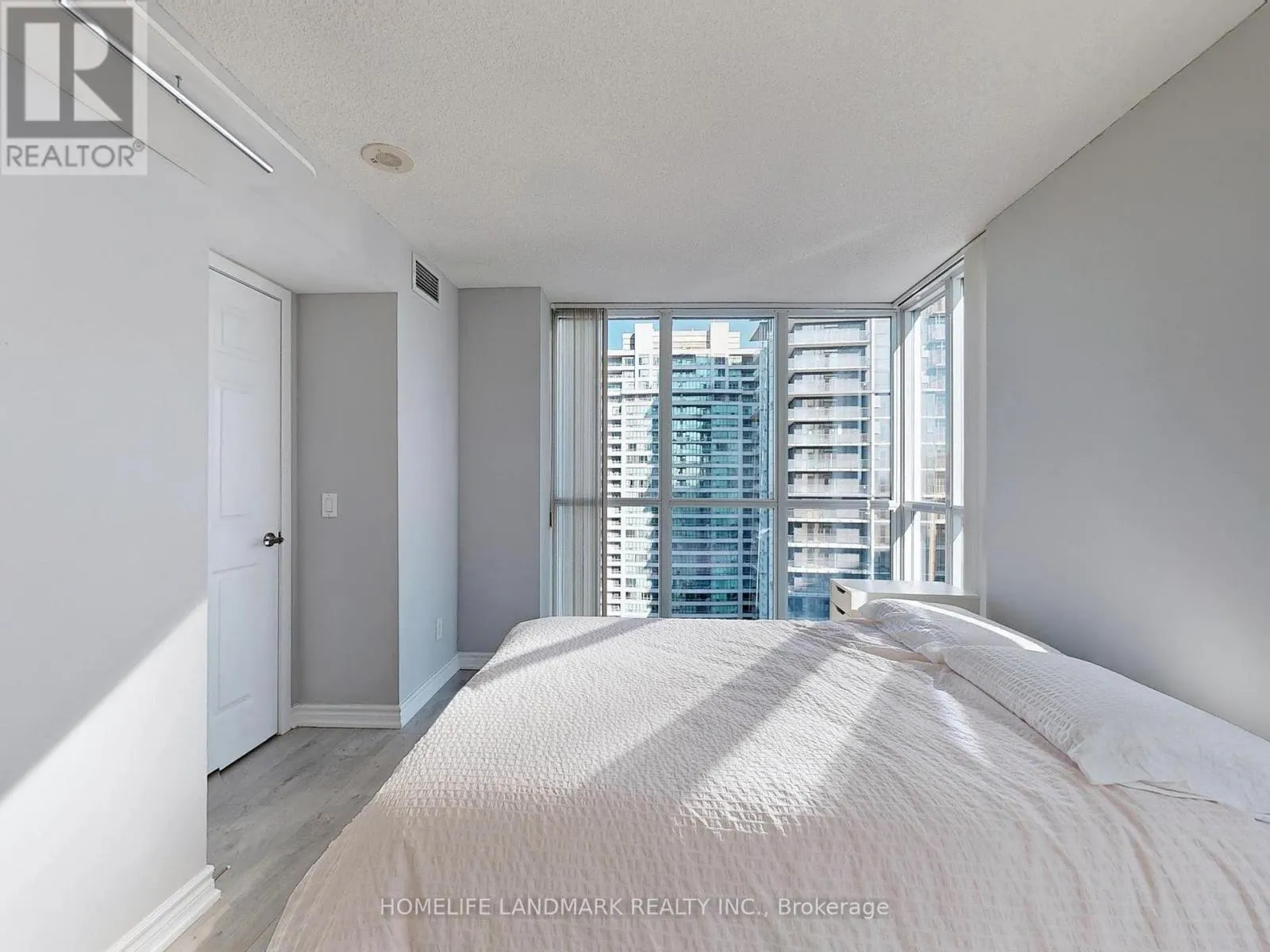 3009 - 4968 YONGE STREET