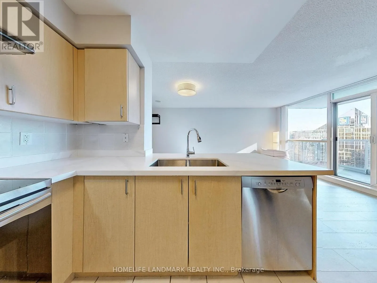 3009 - 4968 YONGE STREET