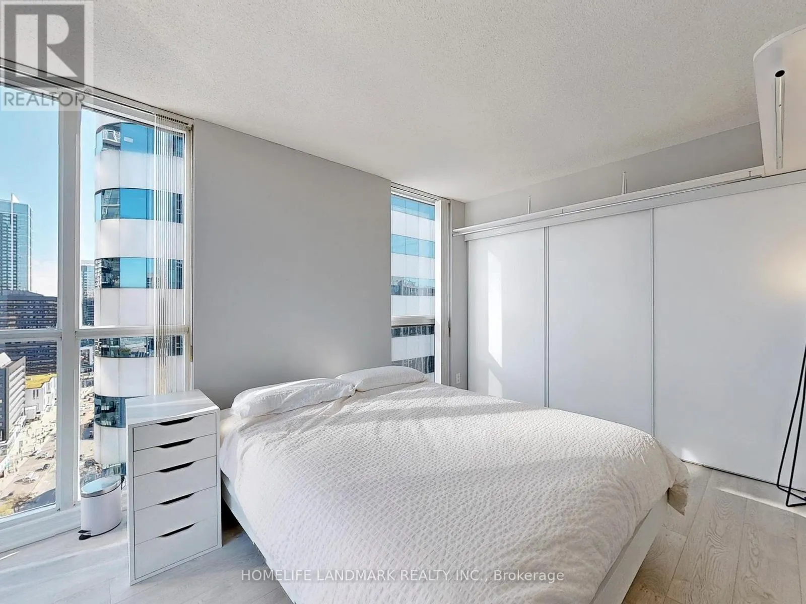 3009 - 4968 YONGE STREET