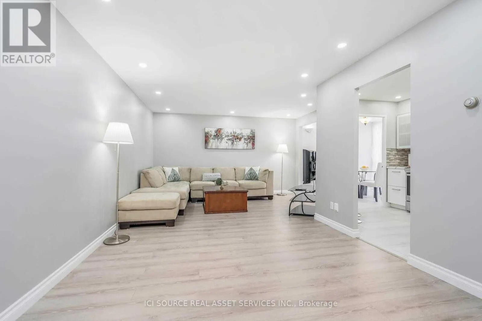 1102 - 5795 YONGE STREET