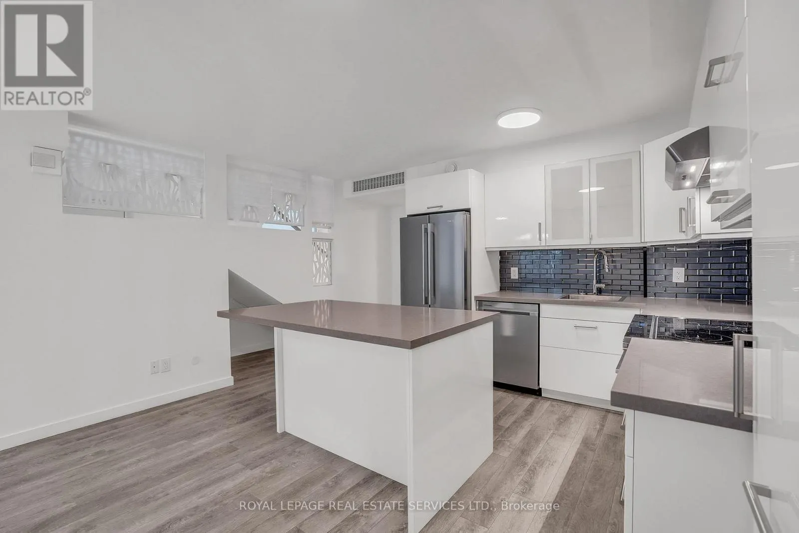 A - 439 WINONA DRIVE