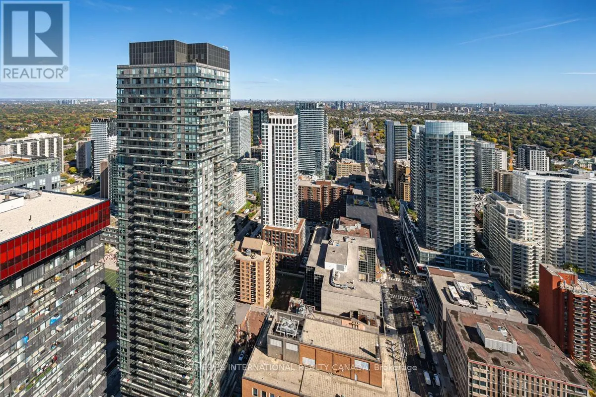 4211 - 8 EGLINTON AVENUE E