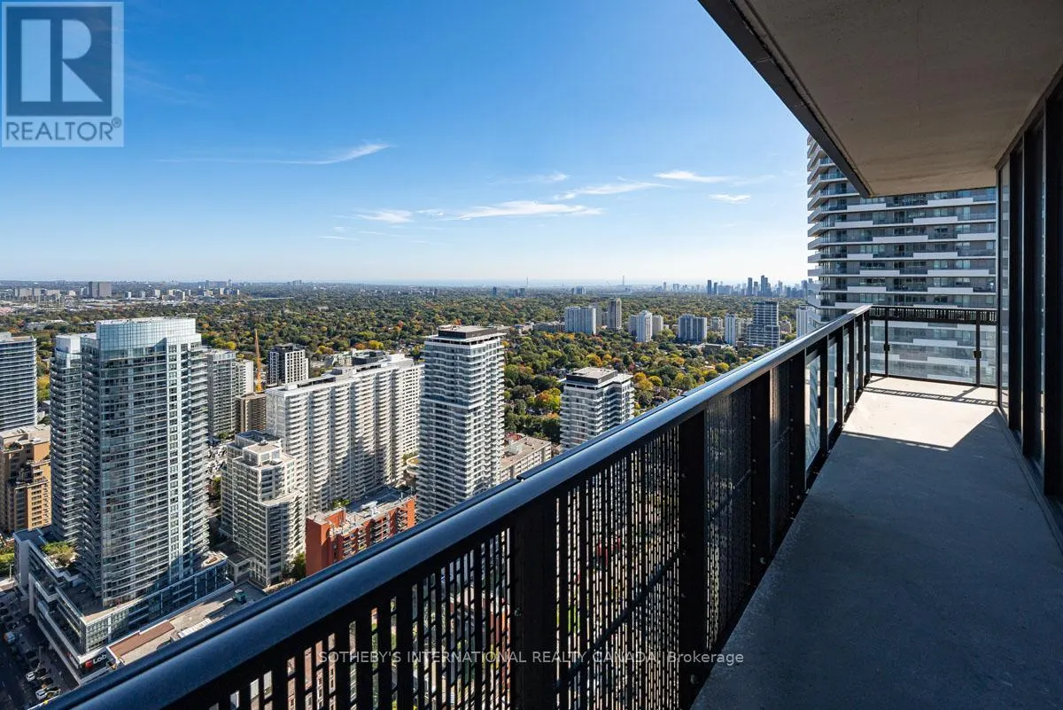 4211 - 8 EGLINTON AVENUE E