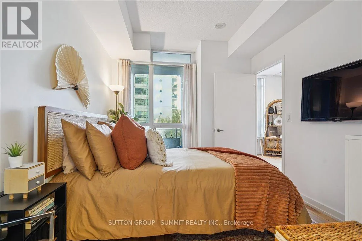 515 - 38 DAN LECKIE WAY