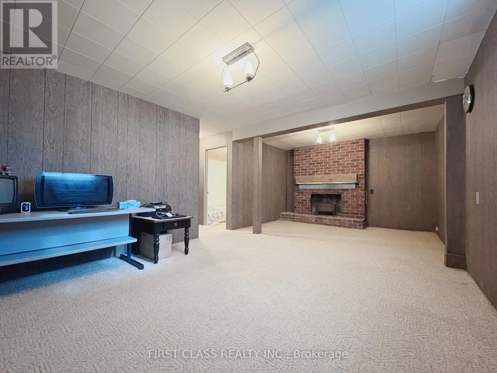 81 CLANCY DRIVE