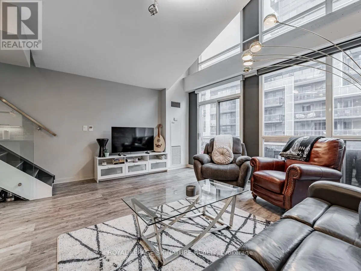 615 - 1029 KING STREET W