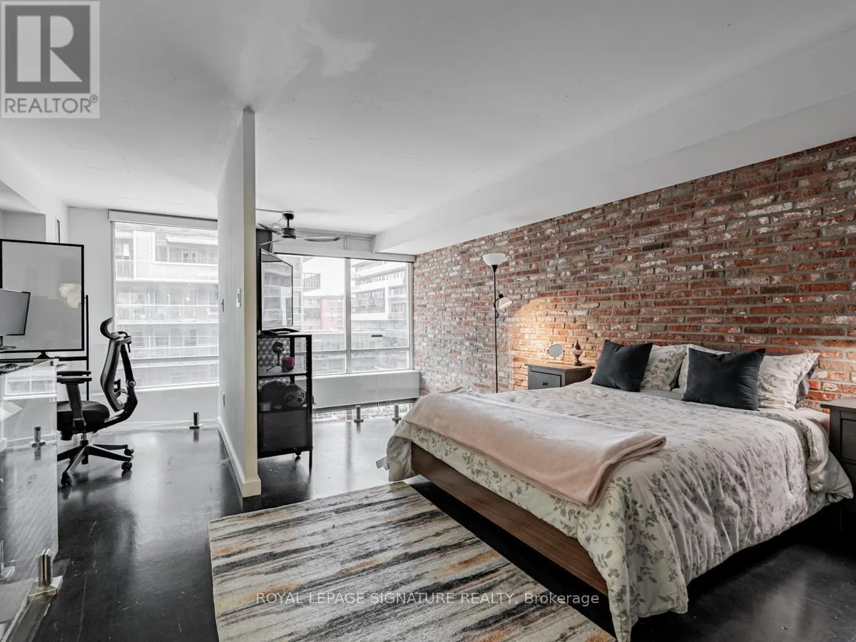 615 - 1029 KING STREET W